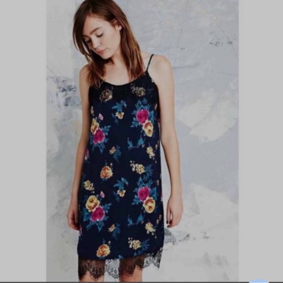 NWT Anthropologie 90s Pins and Needles Navy Floral Slip Dress w/Lace Trim / XS - Picture 1 of 17